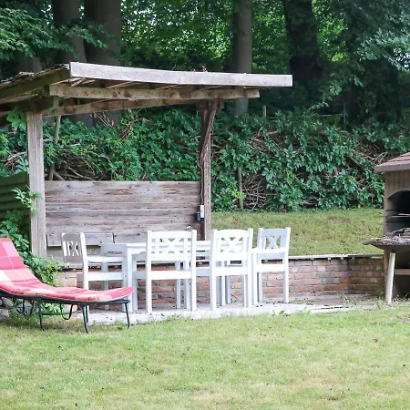 Kinozimmer Διαμέρισμα